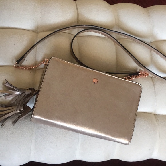 Gianni Bini Power Up Crossbody - Picture 1 of 3